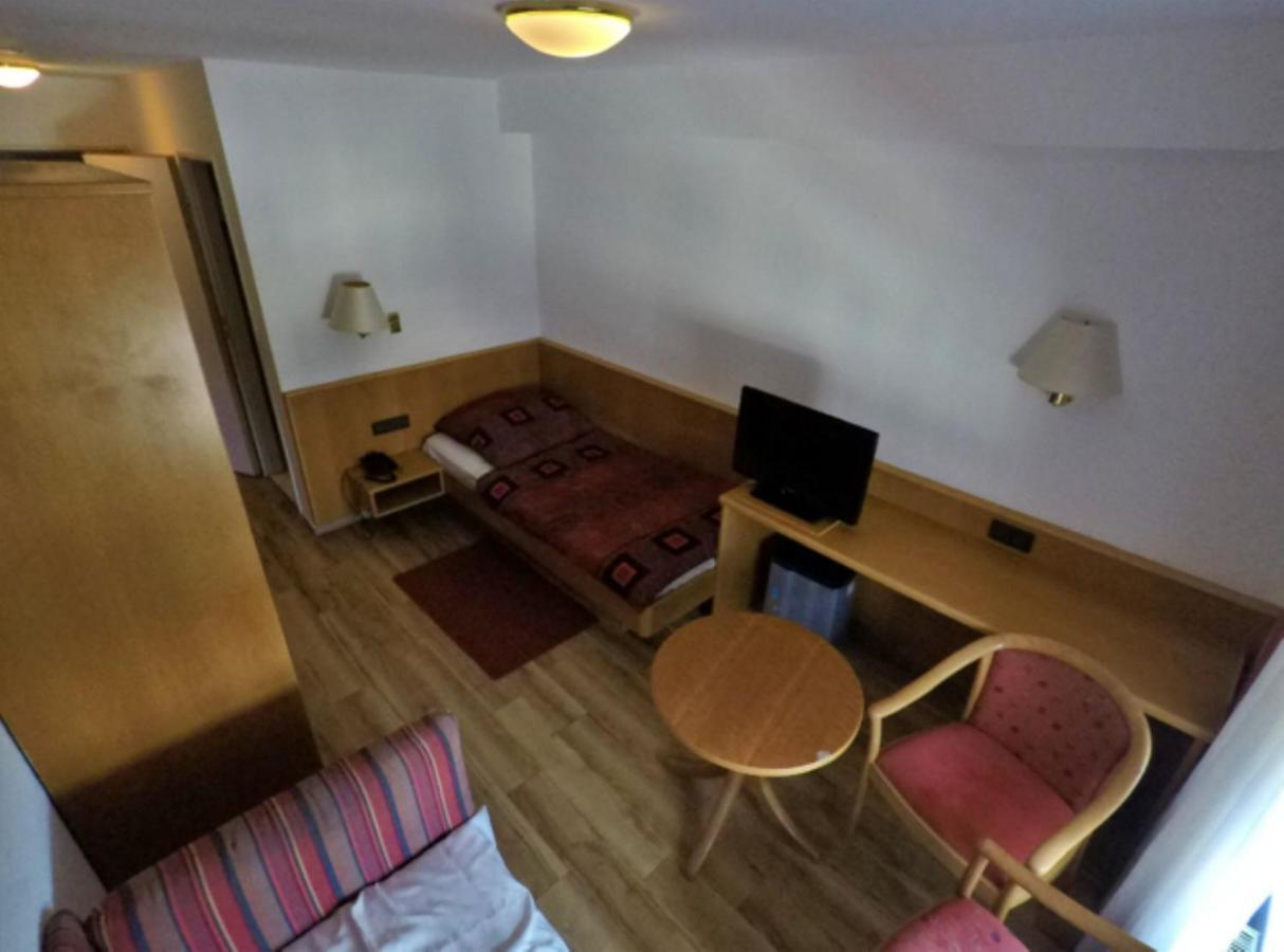 City Pension Rastatt Extérieur photo